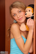 Nasty teen girl Nasty teen girl