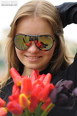 Very beautiful girl poses naked Very beautiful girl poses naked