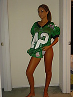 Slender hottie posing for the camera