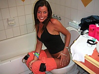 Hot pics of hot babes sitting on the toilet