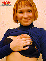 Nasty teenshowing her pussy