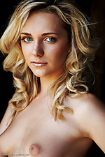 Nineteen girl hq erotica pics young teen