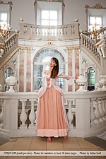 Pictures free young gorgeous naked erotic girl gallery