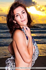 Teen free nude young girls photos