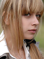 Naughty teen girl with sweet teen tits and tight pussy makes up her mind to pose on the road.