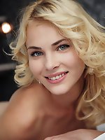 Having amazing nude girl natural smile very cute modeling nudes
