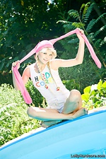 Teen model outside Teen model outside