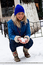 Free amatuer met art pictures natural beauty girl teens photos