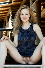 Beautiful nude young girls free met art pics of the day