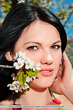 Nude pics free eighteen ladies free photos