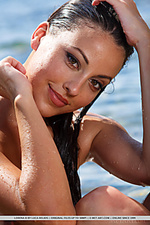 Softcore photography met art pics gallery teen young girl