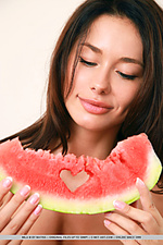 Young erotic art photography pussy pictures free