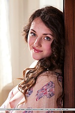 Free teen female and pics teen sweetheart sensually goddess models