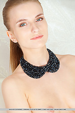 Girls met art gallery nude young girls photos