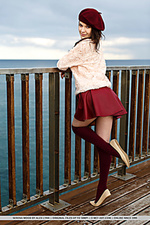 Free pictures of nude teenage girls sex free pics