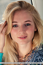 Free teens female pic photo gallery met art