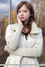 Awesome display of long and svelte legs with ultra smooth skin on heeled footwears.