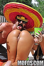 Free naked naked girls pictures