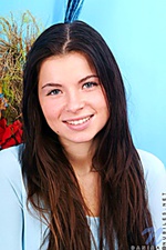 Free gallery younger