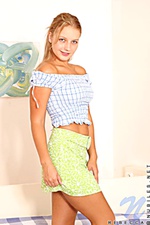 Free teen girls fucking