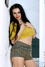 Young girls nude art photos