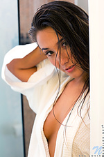 Young teen nude photos