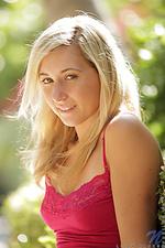 Girls with nubiles toys