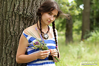 Sexy babe flashing Sexy babe flashing