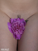 Sexy babe posing Sexy babe posing