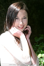 19 y.o. Hottie gets naked outdoors