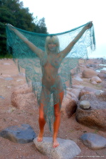 Hot gal with perfect body posing