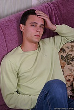 Brunette babe gobbles knob, gets fucked and eats cum Brunette babe gobbles knob, gets fucked and eats cum