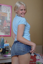 This chick knows what to do when she is embarrassed