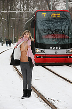 Model nubiles modeling