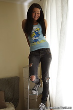 Beautiful teen doesn't hesitate to get her pussy fucked in pov